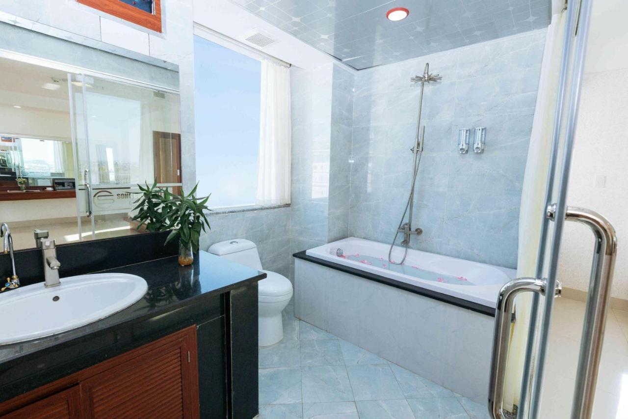 Emerald Boutique Hotel Danang ภายนอก รูปภาพ