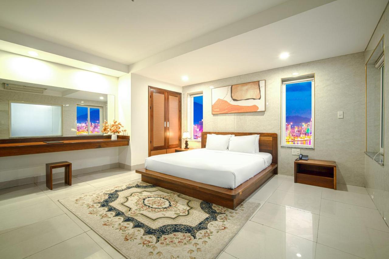 Emerald Boutique Hotel Danang ภายนอก รูปภาพ